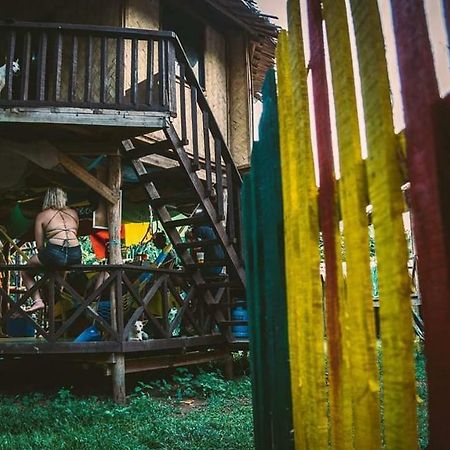 Готель Rasta Family House Ель-Нідо Екстер'єр фото